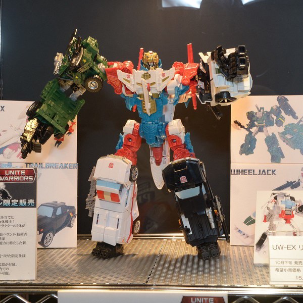 More Photos From Tokyo Toy Show 2016 Including Pricing For MP 11NT Thrust UW EX Lynxmaster  (8 of 12)